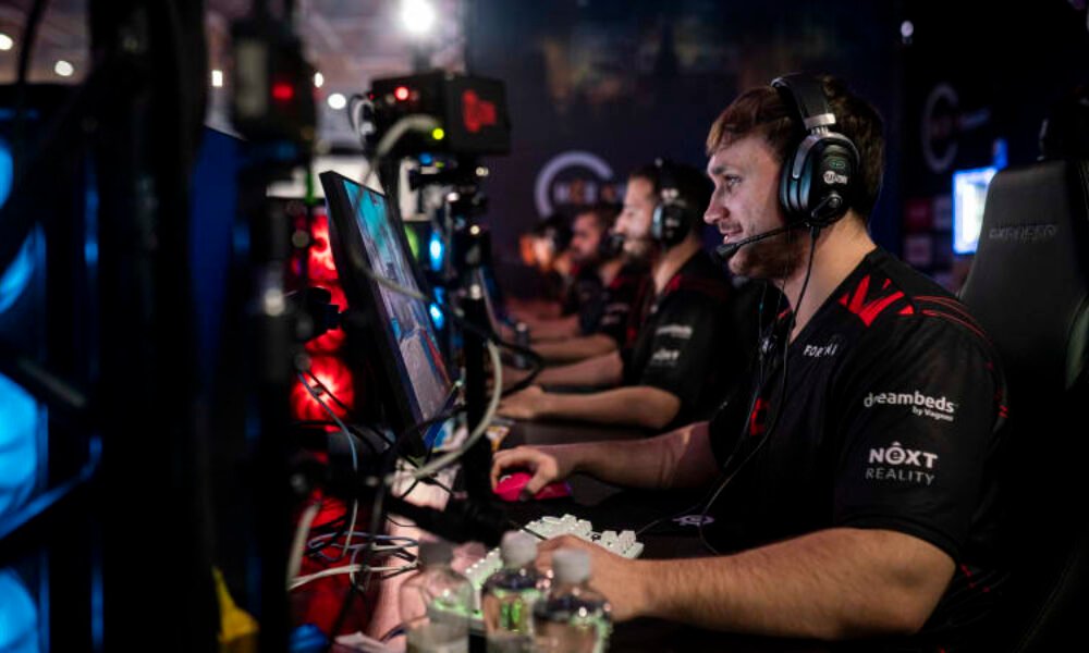 Začíná mistrovství ve hře Counter-Strike. Nechybí elitní týmy, zazní i hity z Kingdom Come