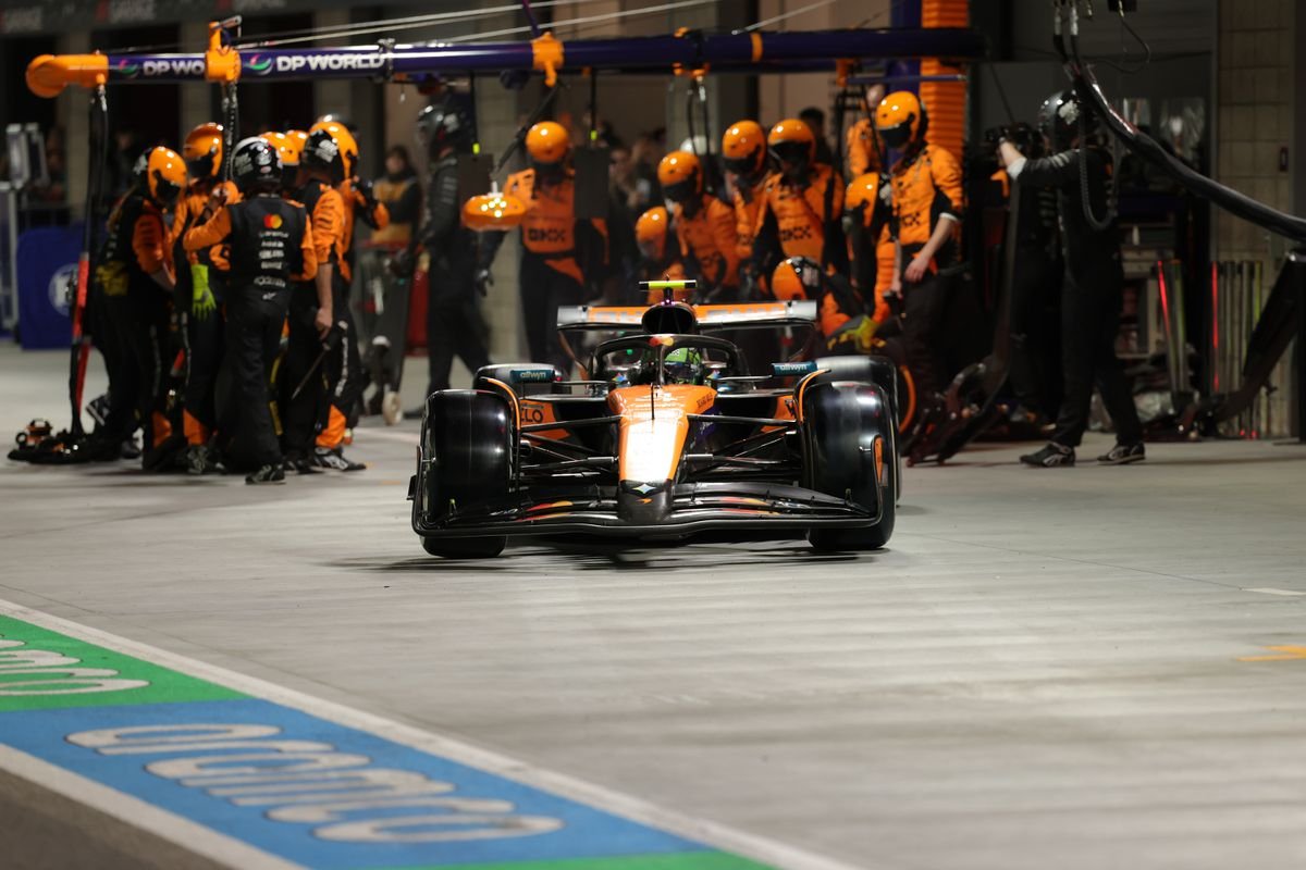 Bývalý jazdec F1 o diskvalifikácii McLarenu: Už v Brazílii boli pochybnosti o niektorých autách