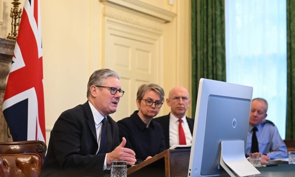 As potential Ukraine deal looms, France and Britain map out boots-on-ground role – POLITICO