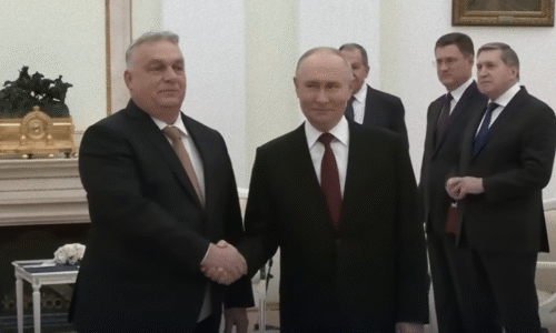 Zatímco EU prosazuje sankce, Orbán v Moskvě hovoří o míru a energetické spolupráci Zatímco EU prosazuje sankce, Orbán v Moskvě hovoří o míru a energetické spolupráci