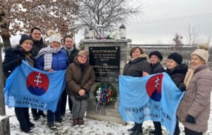 Pietna spomienka na MUDr. Petra Madáča v Dúžave Pietna spomienka na MUDr. Petra Madáča v Dúžave
