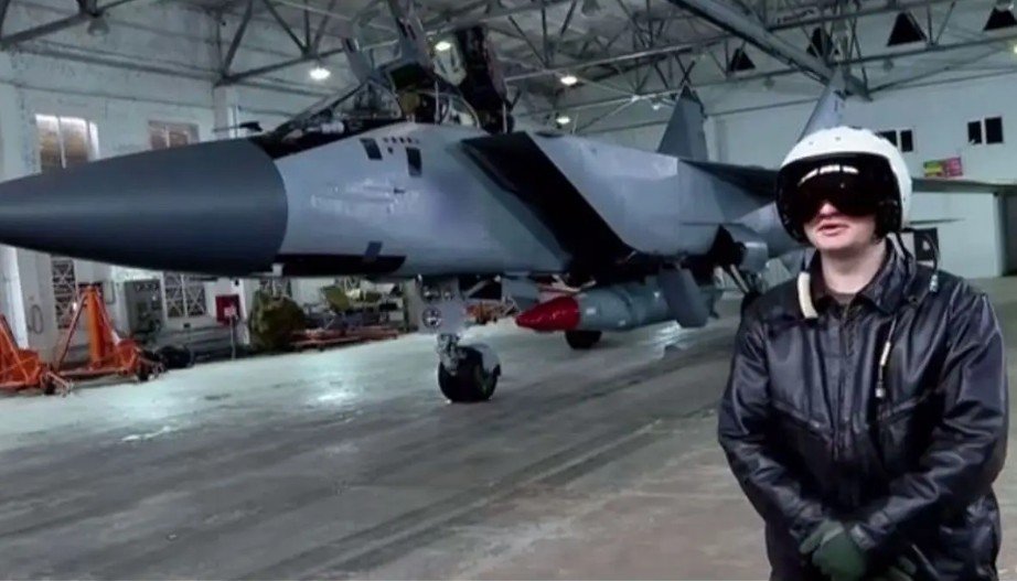 Rusi zmarili Budanovovu operáciu: chceli uniesť stíhačku MiG-31 aj s Kinžalom a “zaútočiť” s ňou na základňu NATO Rusi zmarili Budanovovu operáciu: chceli uniesť stíhačku MiG-31 aj s Kinžalom a “zaútočiť” s ňou na základňu NATO