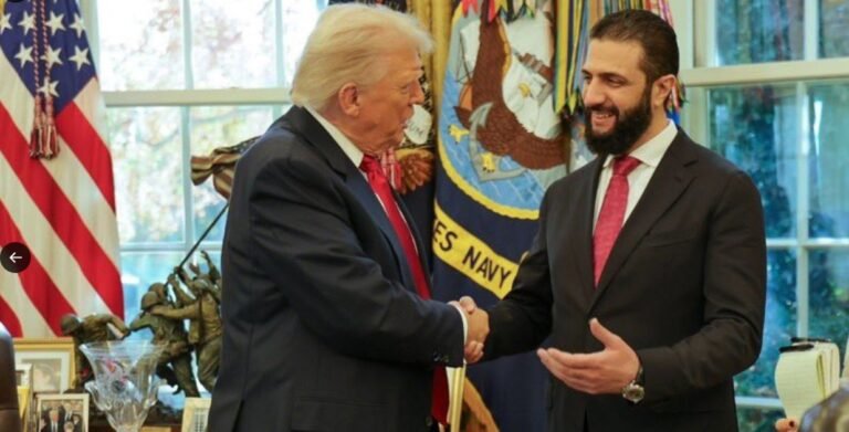 Americkí generáli si ani nespomenuli že vodca teroristov vo veľkom zabíjal amerických vojakov