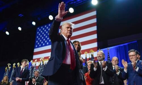 Rok od voleb v USA: Ulice prosákly nadějí na změnu, dnes má Trump nejnižší podporu Rok od voleb v USA: Ulice prosákly nadějí na změnu, dnes má Trump nejnižší podporu