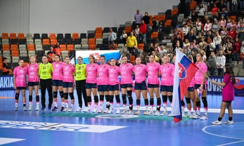 Slovenky sa stretnú s účastníčkami majstrovstiev sveta. Tréner povolal aj mladé hráčky