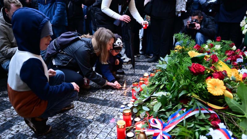 REPORTÁŽ: Ten to nemá v hlavě v pořádku, de*ile, hanba. Národní třída pulsuje emocemi REPORTÁŽ: Ten to nemá v hlavě v pořádku, de*ile, hanba. Národní třída pulsuje emocemi