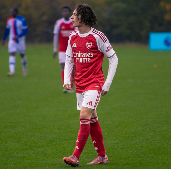 FOTO Historický moment. Iba 13-ročný zázrak Arsenalu debutoval v mládežníckej Lige majstrov