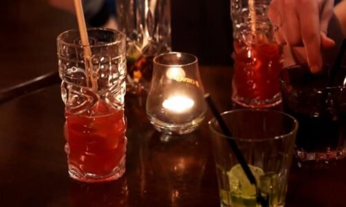 Případů drink-spikingu rapidně přibývá. Pachatelé často unikají spravedlnosti