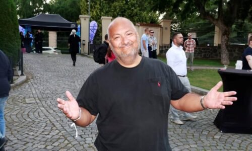 Nafotím ti zlatou svatbu, vzkázal Hezuckému fotograf. Ukázal snímky z moderátorovy veselky Nafotím ti zlatou svatbu, vzkázal Hezuckému fotograf. Ukázal snímky z moderátorovy veselky