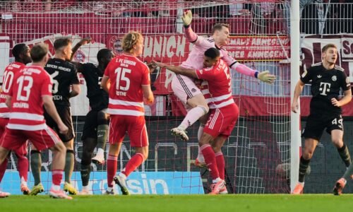 Hoci jeho hráči ukončili víťaznú šnúru Bayernu, tréner Unionu po zápase zúril: Niekto pil... Hoci jeho hráči ukončili víťaznú šnúru Bayernu, tréner Unionu po zápase zúril: Niekto pil…