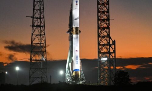 Kanibalská bouře už brzy zasáhne Evropu. Hrozí výpadky elektroniky, NASA ruší start rakety