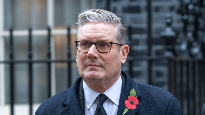 Skončí Starmer v čele Británie? Je rekordně neoblíbený a labouristé zvažují jeho výměnu Skončí Starmer v čele Británie? Je rekordně neoblíbený a labouristé zvažují jeho výměnu