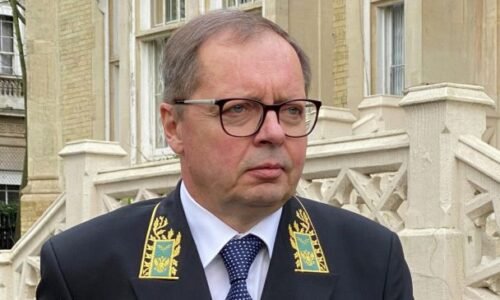 Veľvyslanec Kelin: Londýnu došli peniaze na financovanie kyjevského režimu