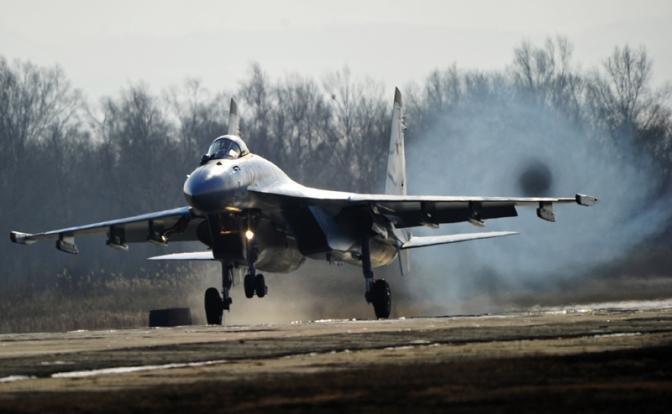 Prilepené k zemi: Stíhačky F-16 a Mirage sú na Ukrajine extrémne nevhodné v porovnaní s ruskými Su-35S