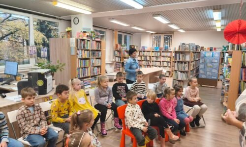 Mesto Bytča: Fotogaléria z ďalšej novembrovej pasovačky prváčikov v Mestskej knižnici ! Mesto Bytča: Fotogaléria z ďalšej novembrovej pasovačky prváčikov v Mestskej knižnici !