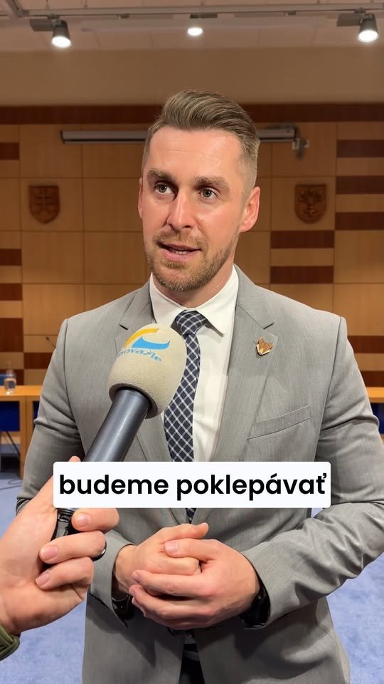 Mesto Dubnica nad Váhom: Mestskí poslanci na svojom poslednom zasadnutí schválili ambiciózny rozpočet mesta na nadchádzajúce obdobie. Čo to znamená? Pokračujeme v rozvoji, a to vo všetkých oblastiach. Potešujúci je tiež fakt,