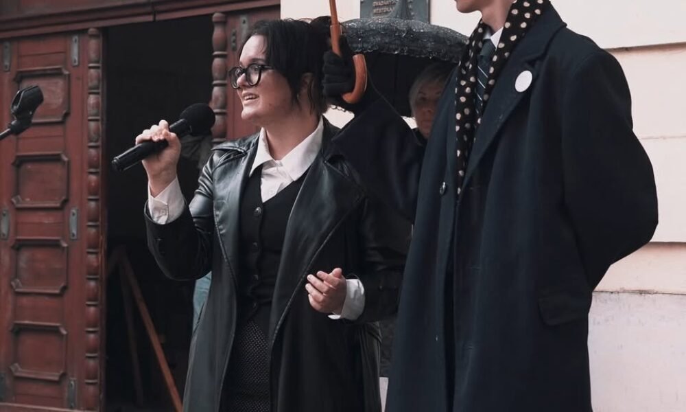 Mesto skalica: záver dnešného pietneho aktu k 36. výročiu nežnej revolúcie patril piesni modlitba pro martu, ktorú prítomným zaspievala študentka skalického gymnázia, viktória bučková. ďakujeme, mládežnícky parlame