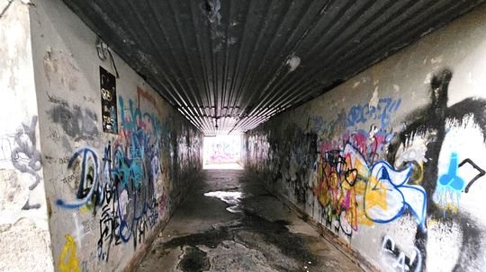 Podchody na košickom sídlisku v havarijnom stave: Niektoré čakajú na opravu vyše 40 rokov