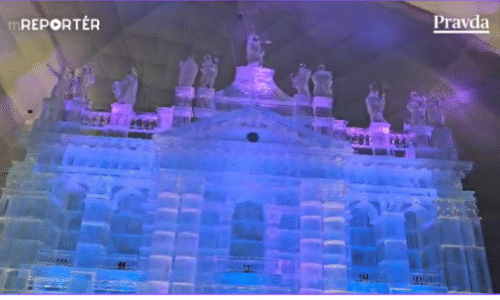 Ľadová nádhera, z ktorej mrazí. Takto vyzerá tohtoročný Tatranský dóm vo Vysokých Tatrách Ľadová nádhera, z ktorej mrazí. Takto vyzerá tohtoročný Tatranský dóm vo Vysokých Tatrách