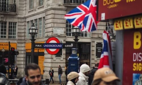 Veľká Británia plánuje sprísniť imigračné zákony