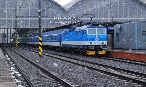 PŘEHLEDNĚ: Vlaky jezdí o Vánocích v omezeném provozu. Pozor na tyto změny