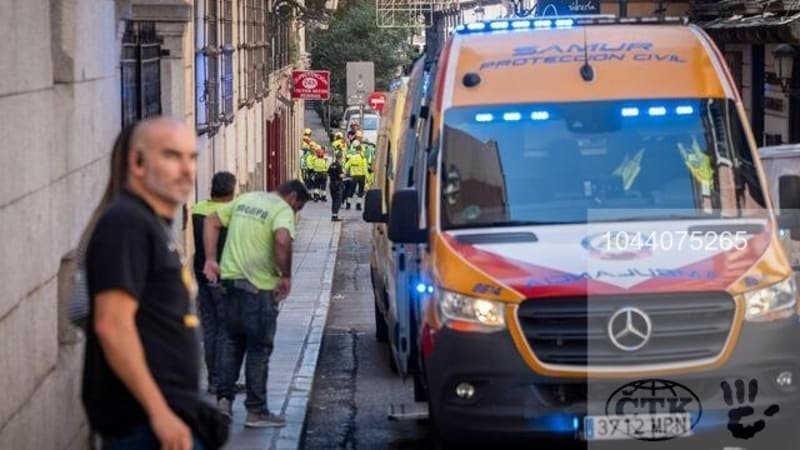 Žena vyskočila v Madridu z okna s dvojčaty v náručí. Chlapci pád z 10. patra přežili Žena vyskočila v Madridu z okna s dvojčaty v náručí. Chlapci pád z 10. patra přežili