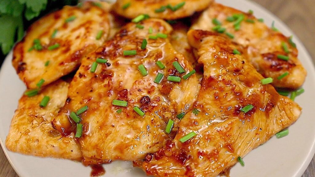 Ein einfaches rezept für hähnchenbrust in der pfanne. schnell und lecker!