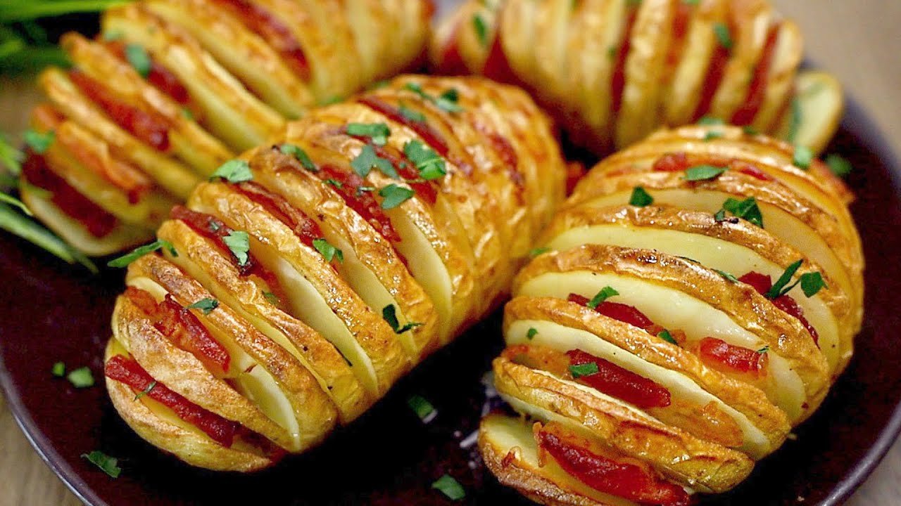 Kartoffeln mit Speck im Ofen. Einfach und lecker!