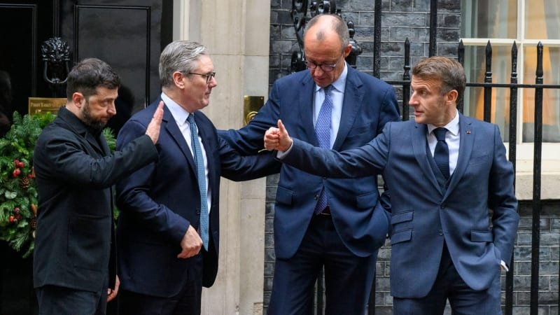 Nastal kritický moment, míní evropští lídři po jednání se Zelenským. Do USA zamíří nový plán Nastal kritický moment, míní evropští lídři po jednání se Zelenským. Do USA zamíří nový plán