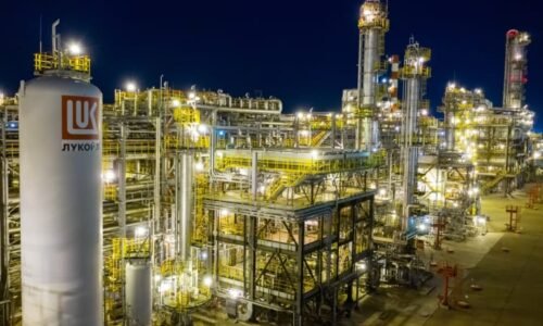 Bývalý vlastník Pornhubu je na lovu: Chce odkoupit zahraniční divizi ruského ropného giganta