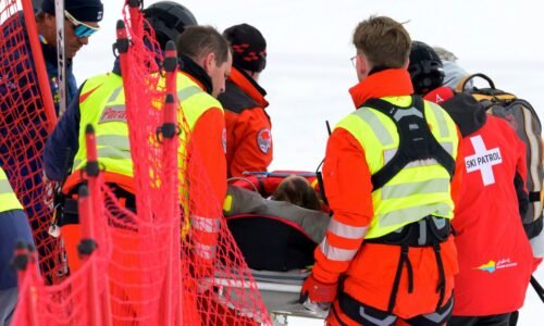 Ďalšia hrôza na svahu a katastrofa pre Švajčiarsko. Slávnu lyžiarku odviezol vrtuľník Ďalšia hrôza na svahu a katastrofa pre Švajčiarsko. Slávnu lyžiarku odviezol vrtuľník