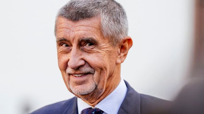 GLOSA: Že se Babiš vzdal? Jde na to chytře. Nebojovat s prezidentem se mu těžce vyplatí GLOSA: Že se Babiš vzdal? Jde na to chytře. Nebojovat s prezidentem se mu těžce vyplatí