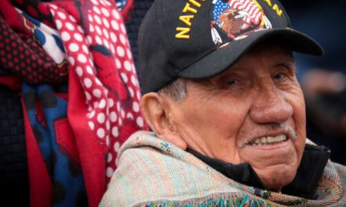 Zemřel slavný válečný veterán. Narodil se v rezervaci, během Dne D se vylodil v Normandii Zemřel slavný válečný veterán. Narodil se v rezervaci, během Dne D se vylodil v Normandii