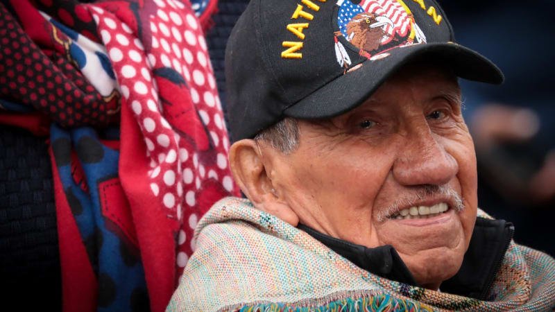 Zemřel slavný válečný veterán. Narodil se v rezervaci, během Dne D se vylodil v Normandii