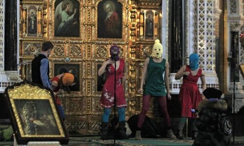 Ruský súd zakázal skupinu Pussy Riot ako extrémistickú organizáciu