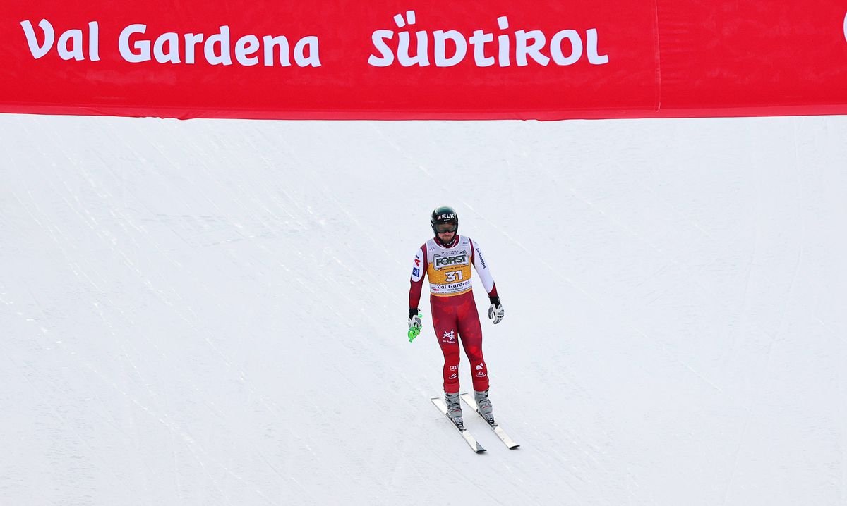 VIDEO Rakúska hviezda sa vrátila po 1375 dňoch. Zjazd sa však neskončil dobre