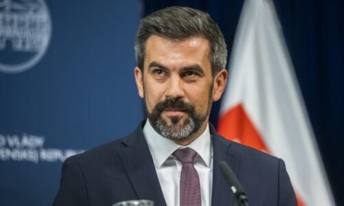 PS o Ficových výrokoch k Úradu pre verejné obstarávanie: Nemá žiadne zábrany a správa sa ako autokrat