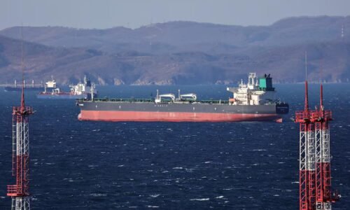 G7 a eú zvažuje novú ranu pre ruskú ropu. cenový strop chce nahradiť zákazom námorných služieb na jej prepravu