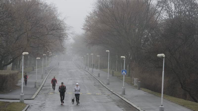 RADAR: Sychravé počasí nás jen tak neopustí. Meteorologové počítají s inverzí i nadále RADAR: Sychravé počasí nás jen tak neopustí. Meteorologové počítají s inverzí i nadále