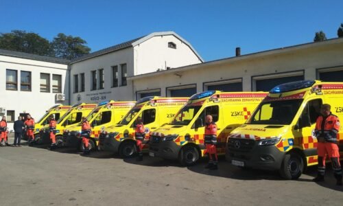 Rezort vnútra chce nakúpiť sanitky pre Hasičský a záchranný zbor za 5,7 milióna eur Rezort vnútra chce nakúpiť sanitky pre Hasičský a záchranný zbor za 5,7 milióna eur