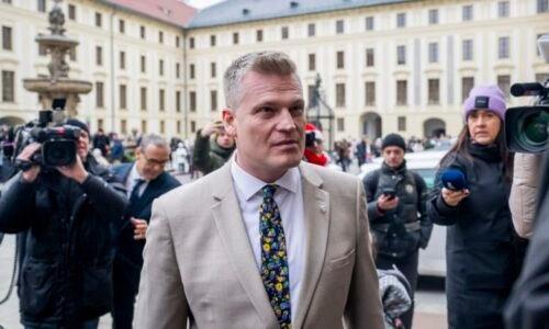 ON-LINE: Turek dorazil na Hrad na jednání s prezidentem Pavlem. Ten vyslal vzkaz Babišovi