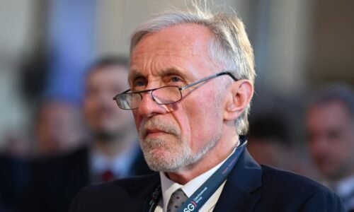 Topolánek otevřeně o rakovině: Mám šanci žít déle než pět let. Popsal i náročnou operaci