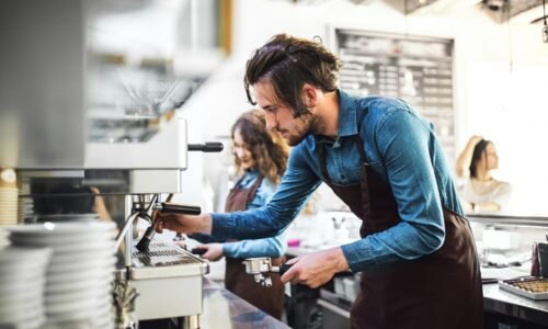 Z brigád sa stáva nutnosť k prežitiu. Nevyužívajú ich už len študenti, tvrdí Konfederácia odborových zväzov Z brigád sa stáva nutnosť k prežitiu. Nevyužívajú ich už len študenti, tvrdí Konfederácia odborových zväzov