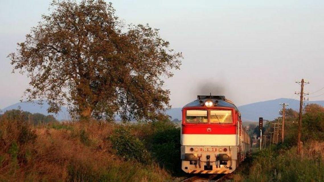 Počas kontroly koľají v Štrbe prišiel o život zamestnanec slovenských železníc