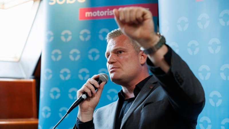 Místo na Hrad do nemocnice? Turka trápí problémy se zády, ve hře je i operace Místo na Hrad do nemocnice? Turka trápí problémy se zády, ve hře je i operace