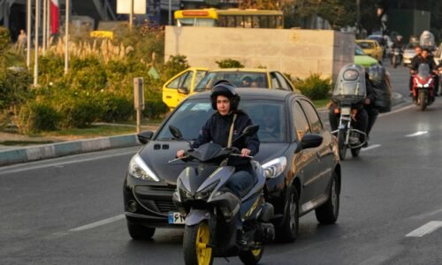 Irán chce od susedov nakupovať vodu. Teherán sa môže čoskoro stať neobývateľným Irán chce od susedov nakupovať vodu. Teherán sa môže čoskoro stať neobývateľným