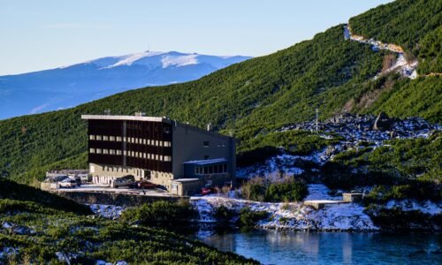 Turizmu chýbalo k rekordu už len málo. Návštevnosť hotelov zažila historicky druhý najúspešnejší október