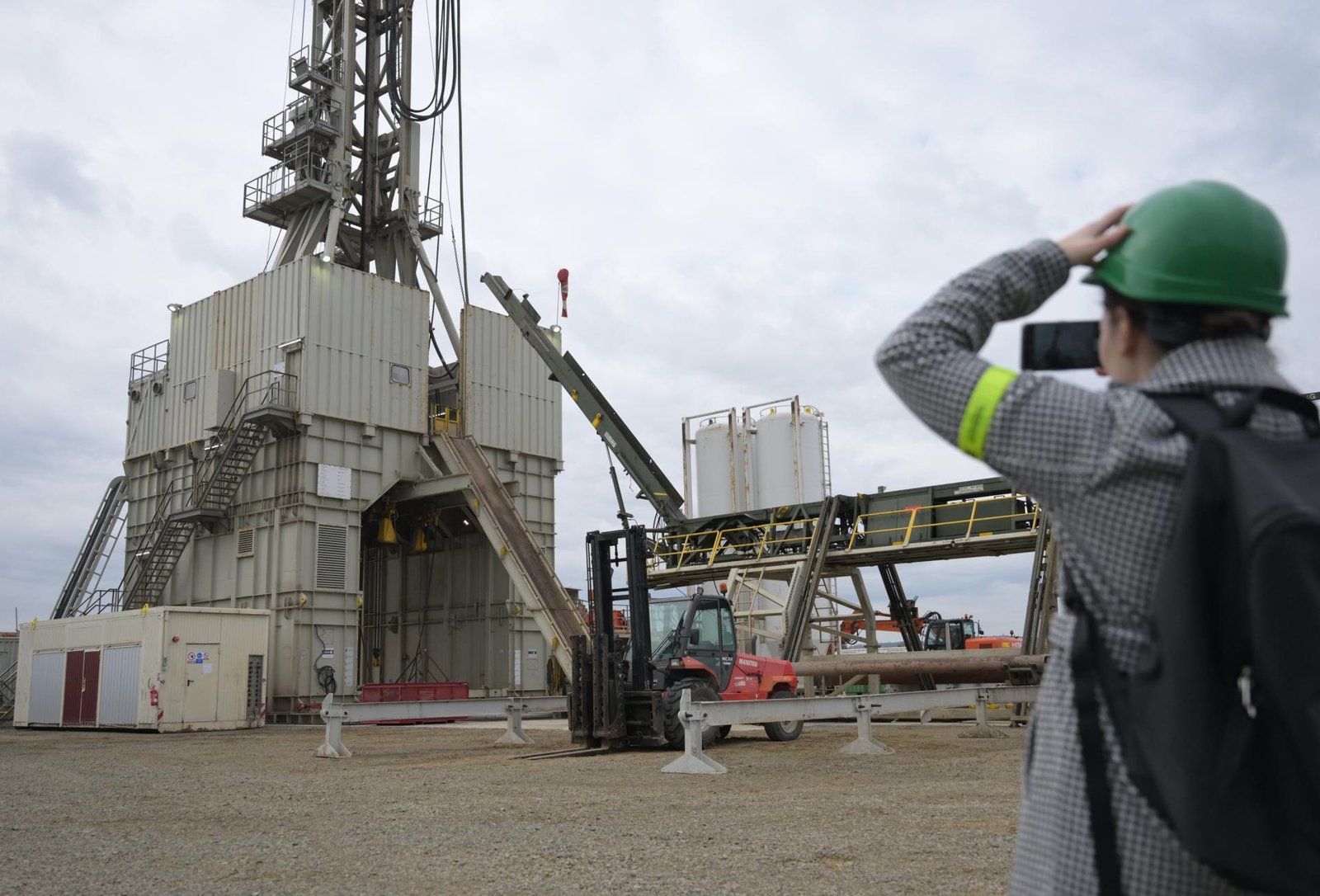 Mutimiliónový geotermálny projekt na Slovensku je ohrozený. Štát zrušil veľký tender, chce začať odznova Mutimiliónový geotermálny projekt na Slovensku je ohrozený. Štát zrušil veľký tender, chce začať odznova