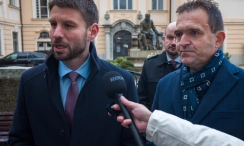 PS: Odvolávanie vlády sa opäť odsúva, koalícia rieši len seba