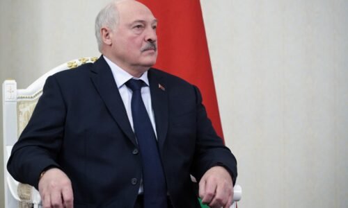 Lukašenko sľúbil Trumpovmu vyslancovi, že zastaví balóny pašerákov. Litva kvôli nim vyhlásila núdzový stav Lukašenko sľúbil Trumpovmu vyslancovi, že zastaví balóny pašerákov. Litva kvôli nim vyhlásila núdzový stav